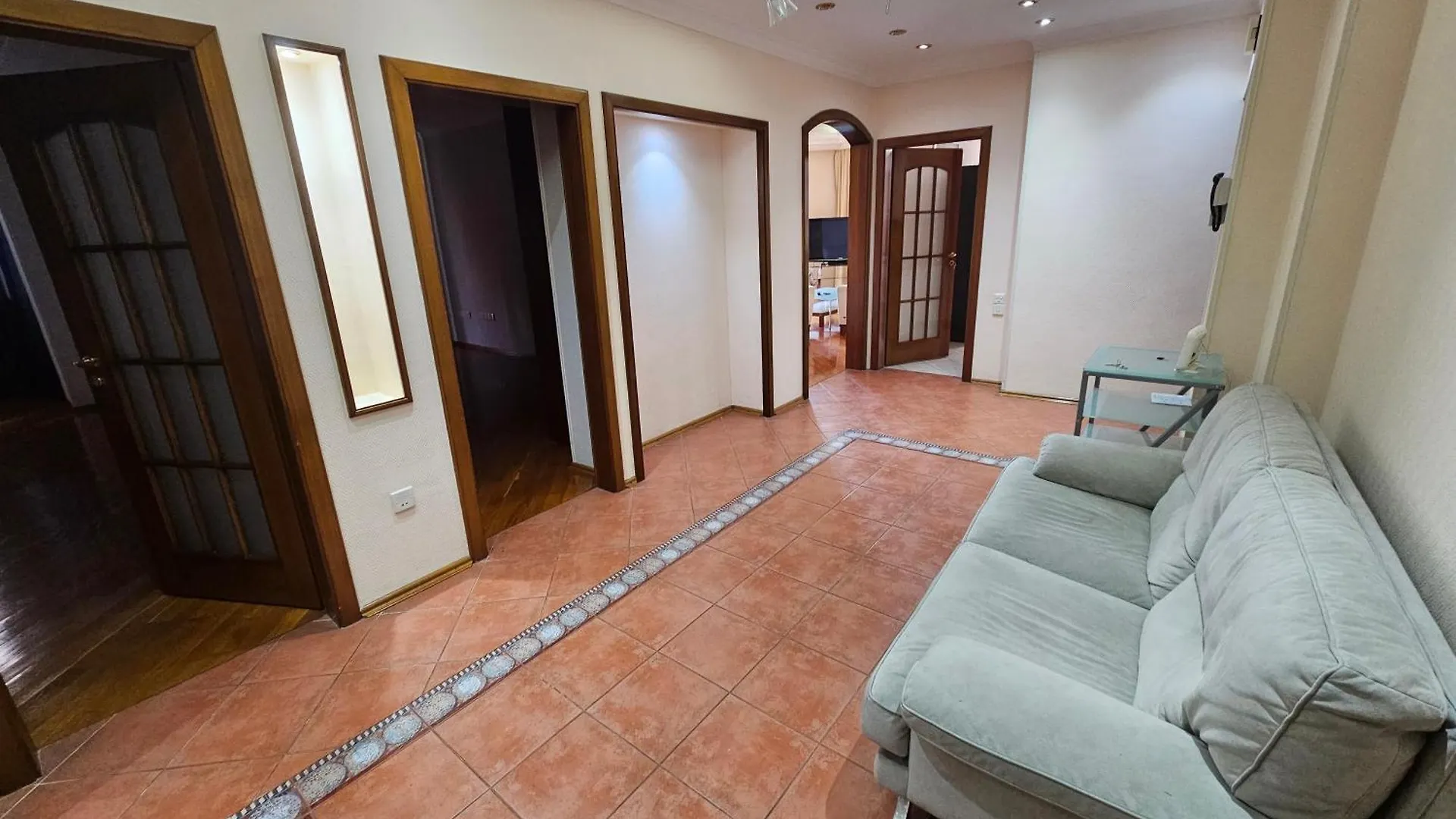 Apartment Near Nizami Cinema Baku